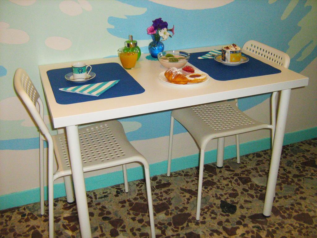 Sirenapop Concept B&B Rivazzurra Di Rimini Exterior photo